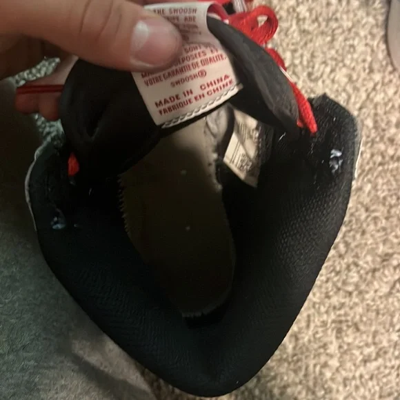 Jordan 1 unc/ Chicago patent leather,like new condition.Real jordan shoes. - Picture 5 of 7